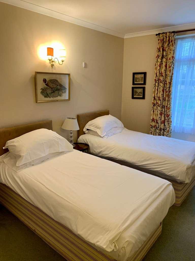 Guyers House Hotel And Restaurant Corsham Zimmer foto